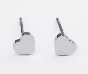 Ohrstecker, Ohrschmuck, Herz, Edelstahl, Geschenkidee, Hochzeit, geometrisch, minimalistisch, schlicht, zart, Liebe, romantisch