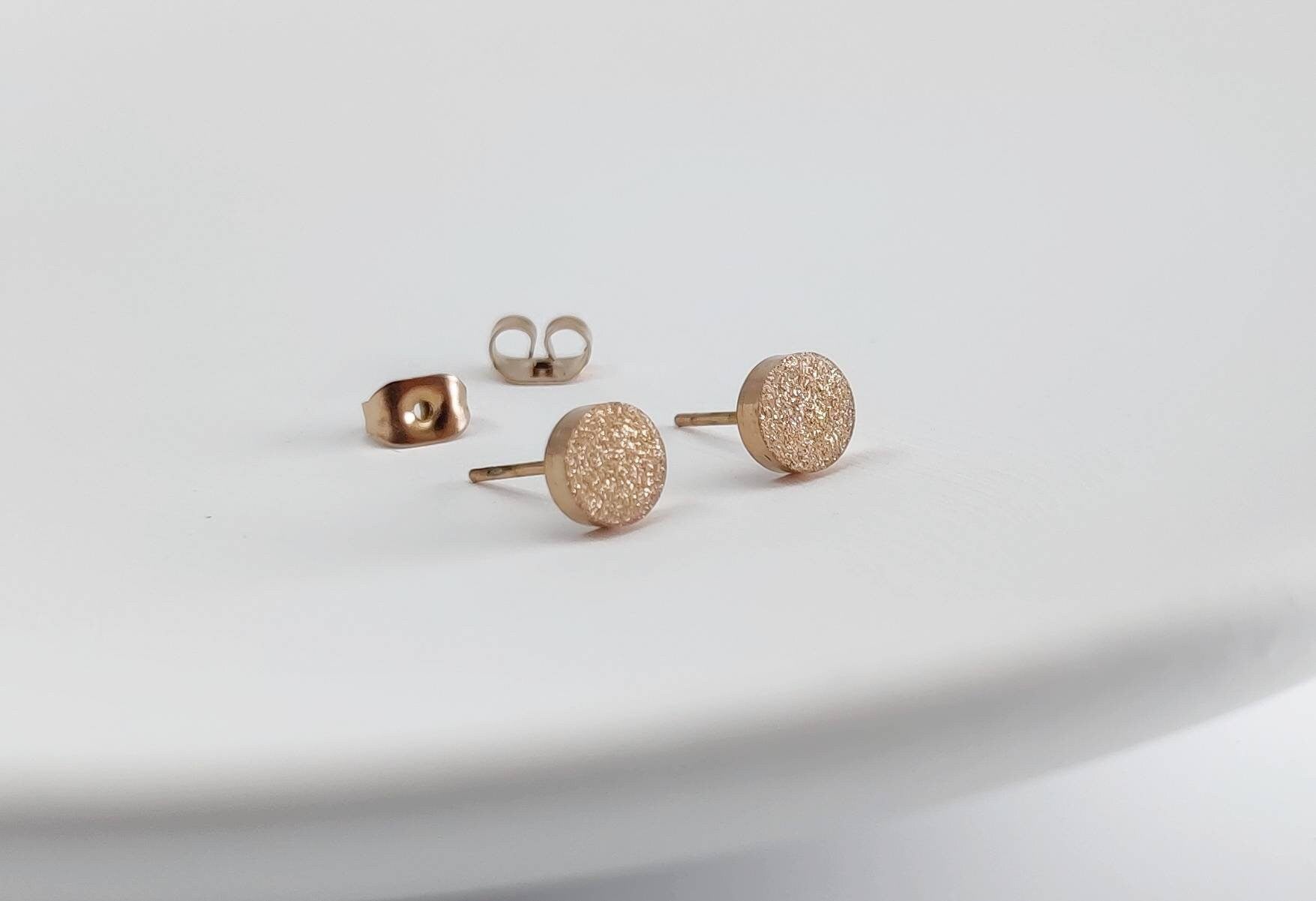 Simple Ohrstecker in Diamantoptik-Edelstahl-Rosegold-vergoldet-Plättchen-schlicht-geometrisch